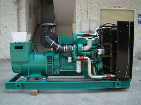 漯河1100kw康明斯柴油发电机组图片 漯河1100kw康明斯柴油发电机组图片